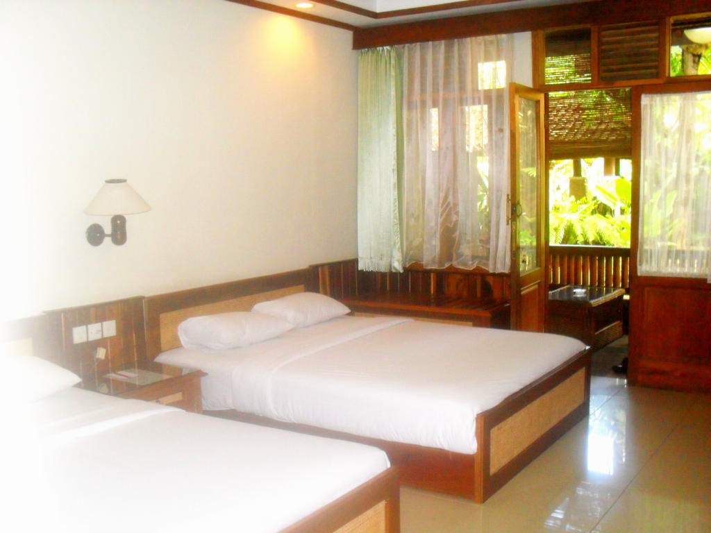 Sunrise Hotel Beach Pangandaran Room photo